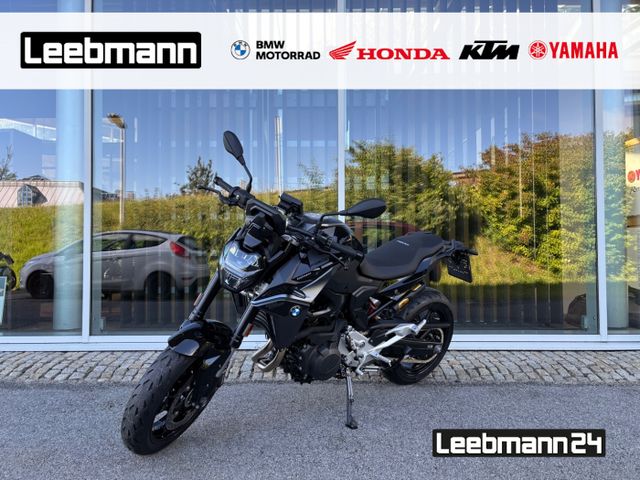 BMW F 900 R Triple Black 2 Pakete