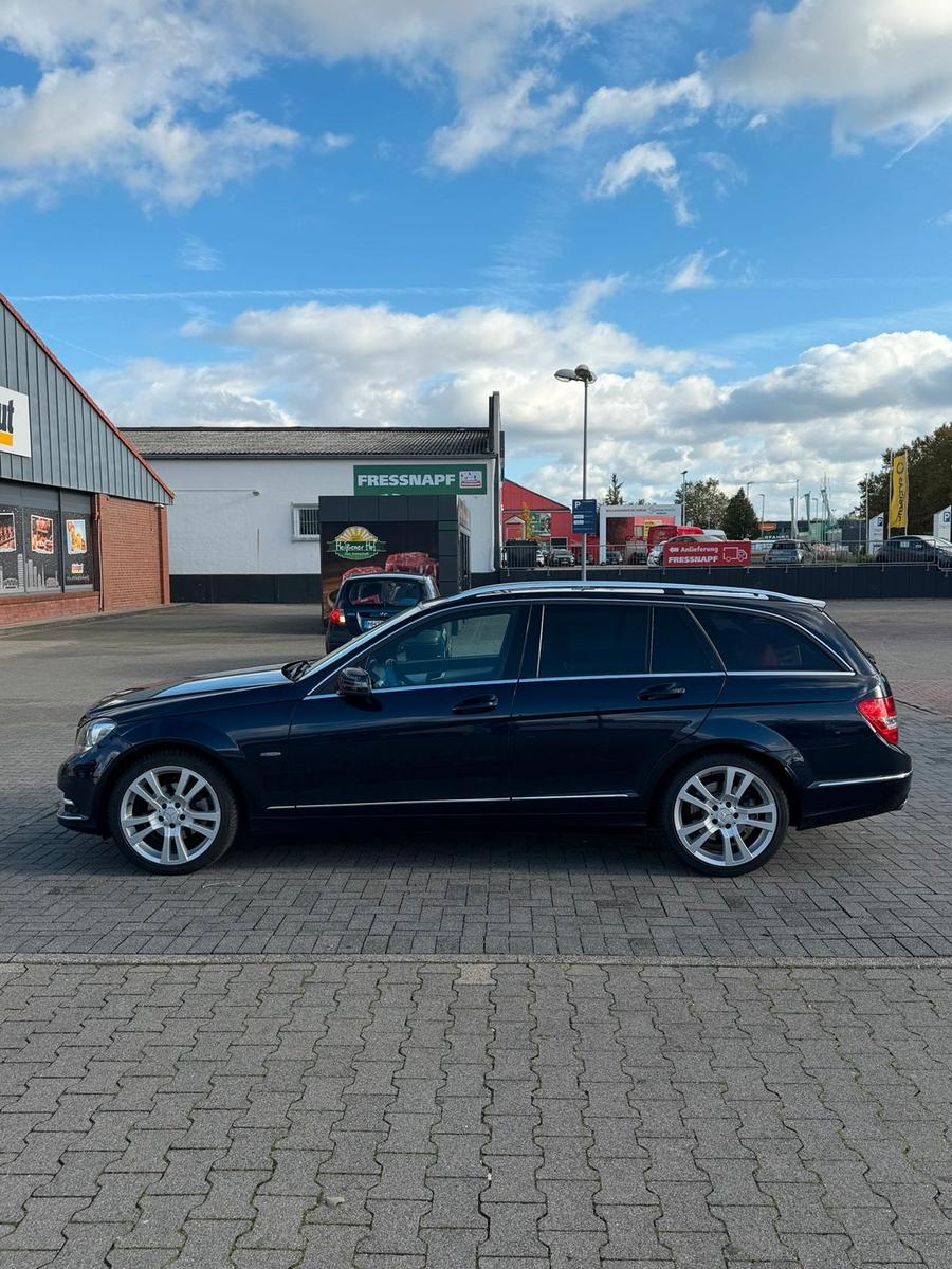 Mercedes-Benz C 220