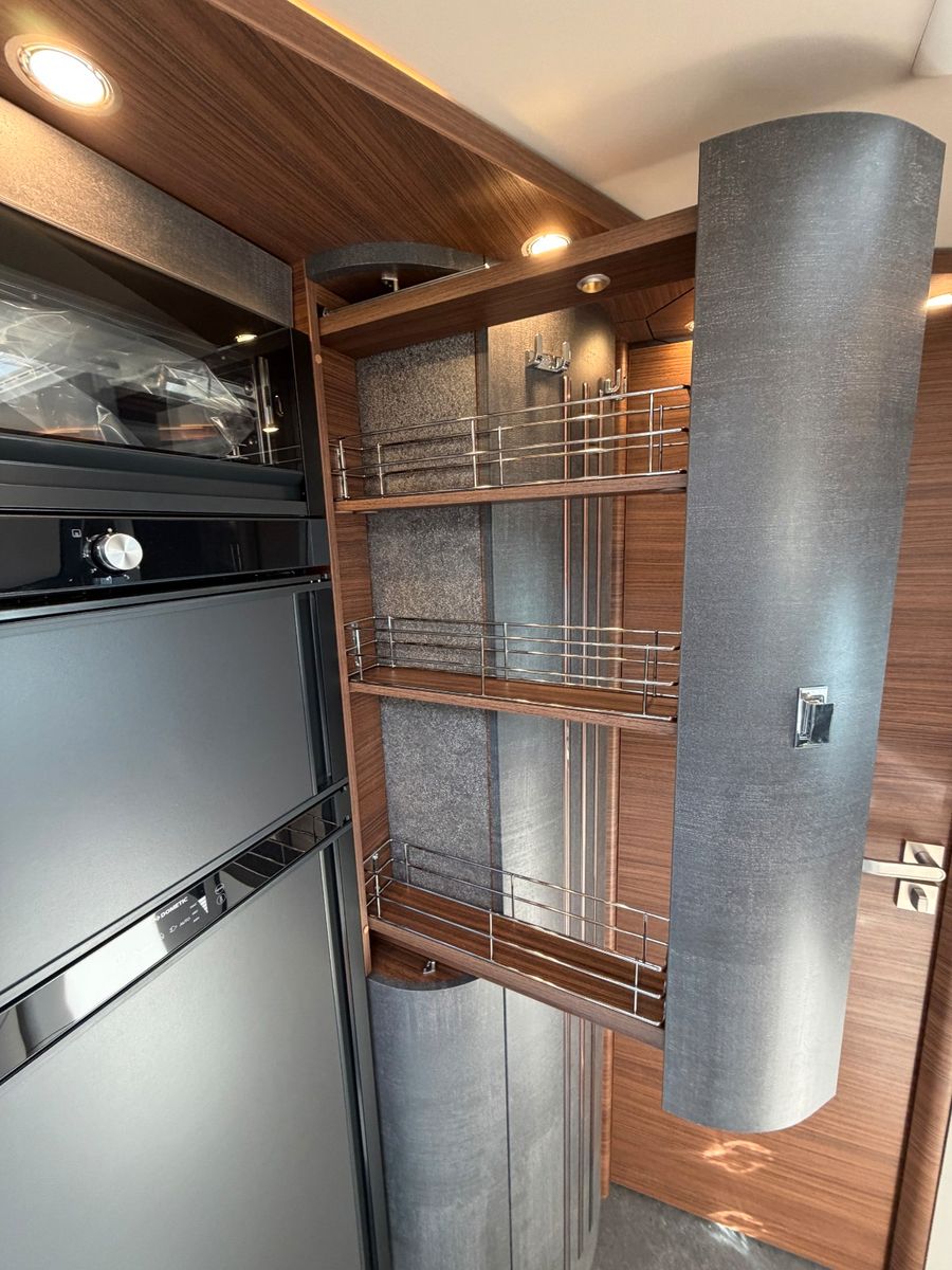 Fahrzeugabbildung Carthago chic c-line T 4.9 LE