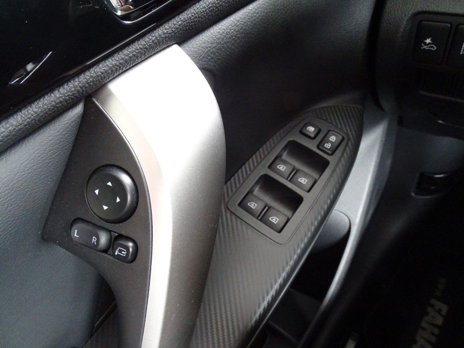 Fahrzeugabbildung Mitsubishi Eclipse Cross Top 2WD CVT