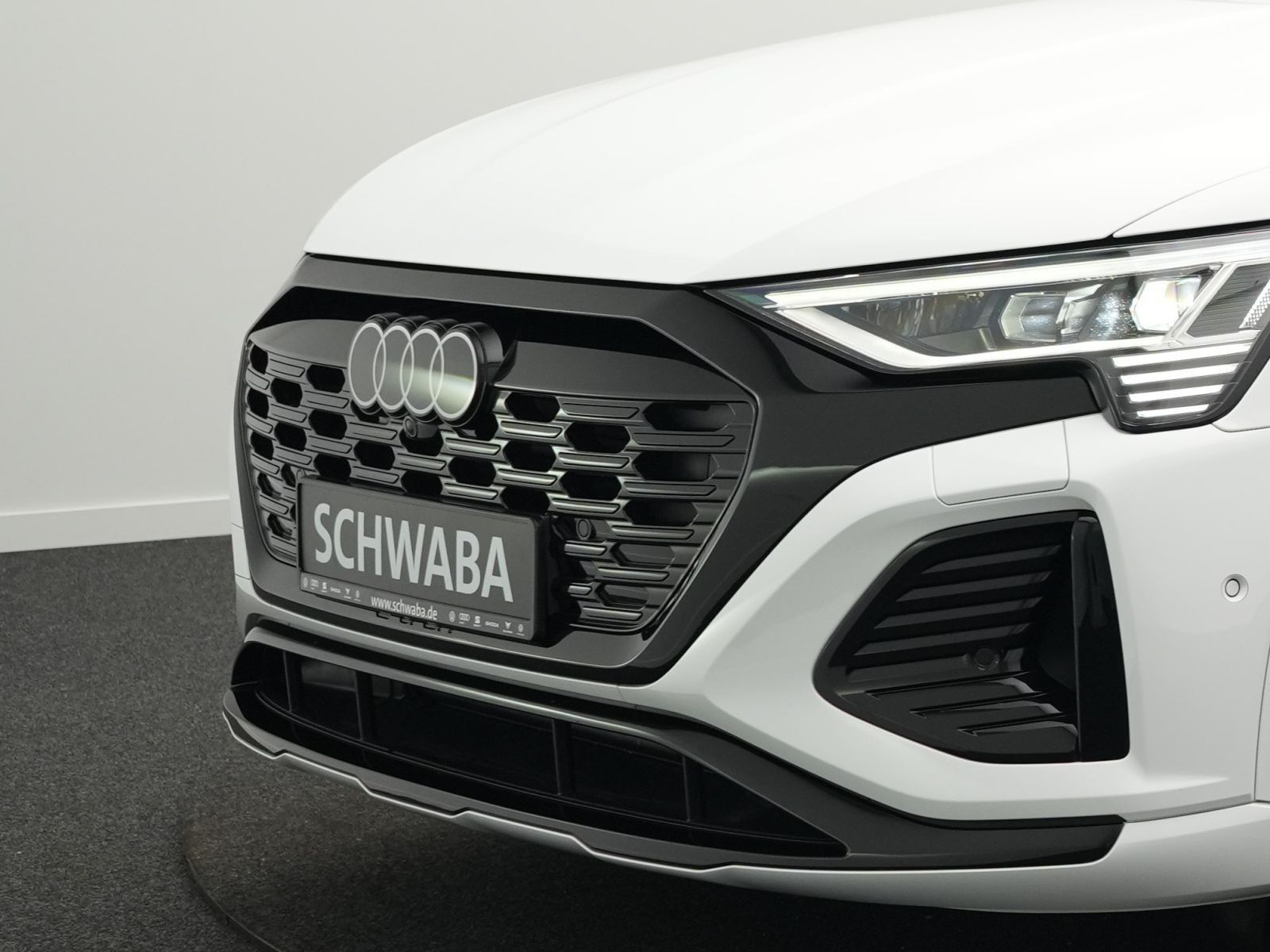 Audi Q8 e-tron - Bild 36