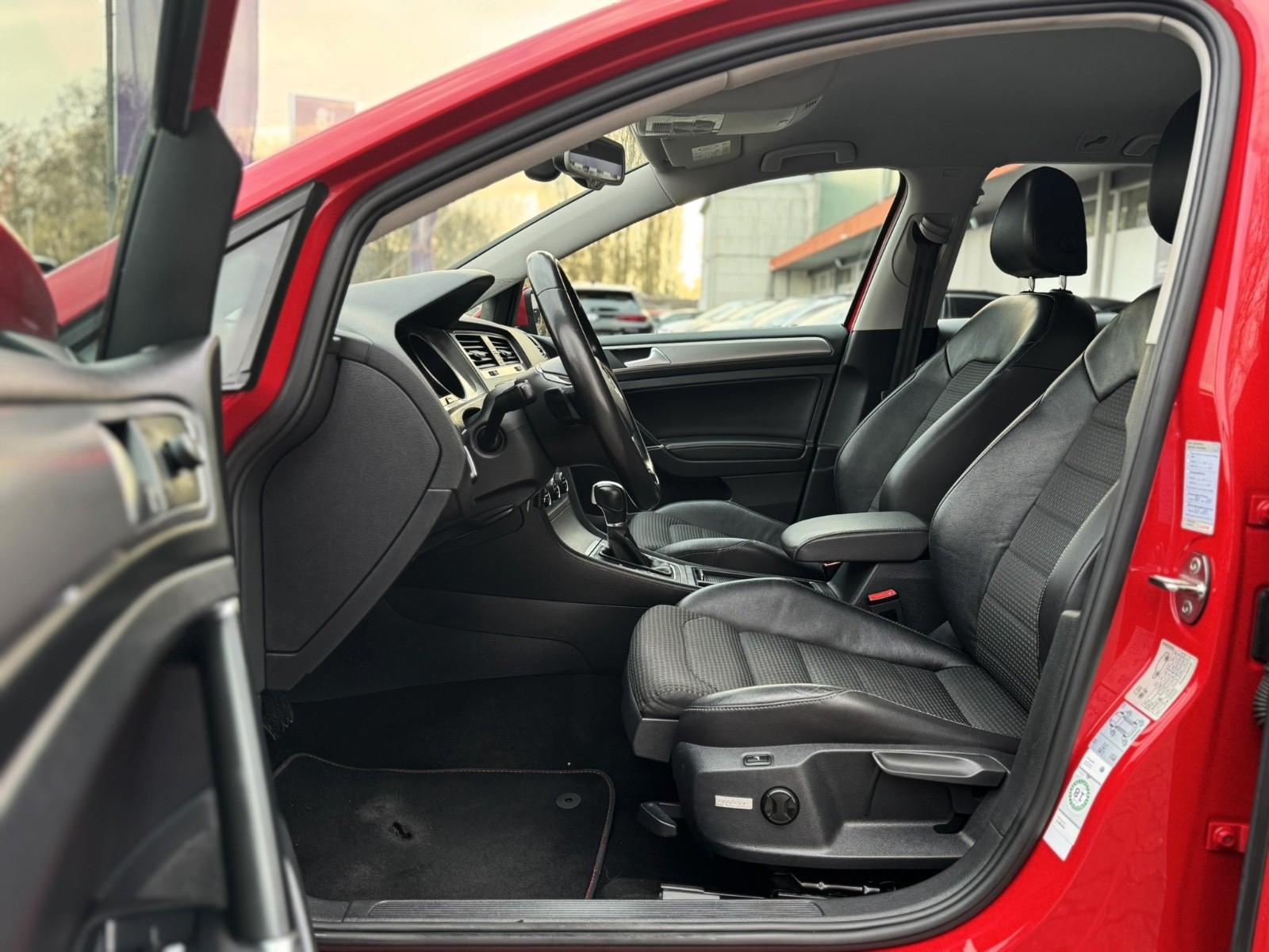 Volkswagen Golf VII Variant/AUTOMATIK/2.HAND/NAVI/PDC