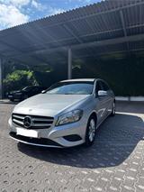Mercedes-Benz Mercedes A180 - W176 - 2013 - Mercedes-Benz: W201