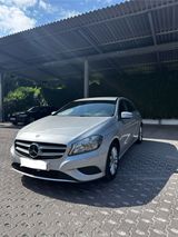 Mercedes-Benz Mercedes A180 - W176 - 2013 - Mercedes-Benz: W 201