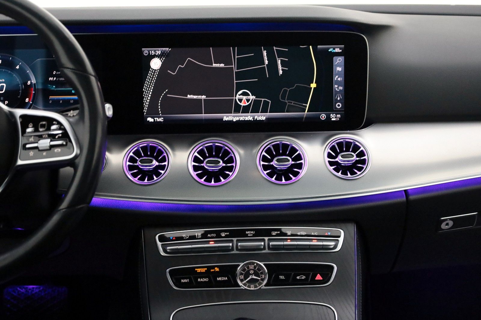 Fahrzeugabbildung Mercedes-Benz E 300 d Coupe,Avantgarde,Panorama,ACC,AHK el,20"