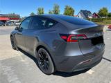 Tesla *TOP* MODEL Y SR RWD "GARANTIE/LUGANO/SKR&WKR" - Tesla Model Y von privat