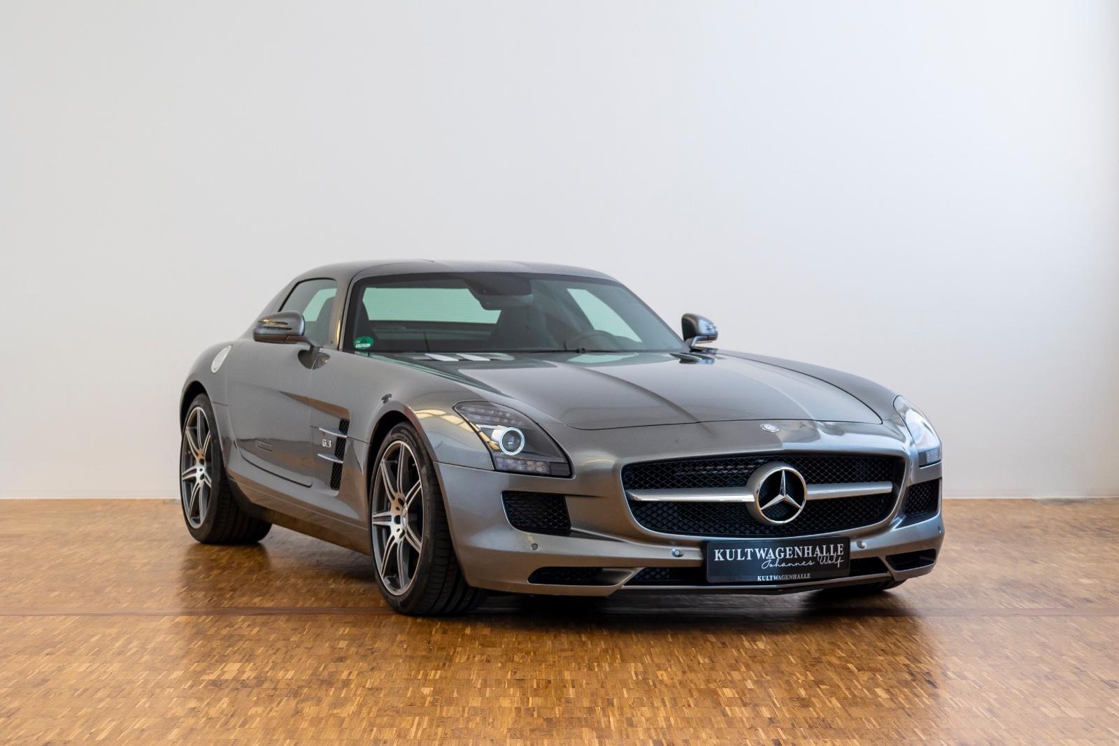 Mercedes-Benz SLS AMG Coupé C197 *Original 4tkm*2.Hand*6.3 V8*