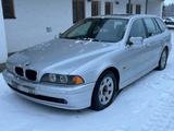 BMW 525d Highline Sport touring SCHIEBED.|PDC|MEMORY - BMW 525 aus 2003: 525d
