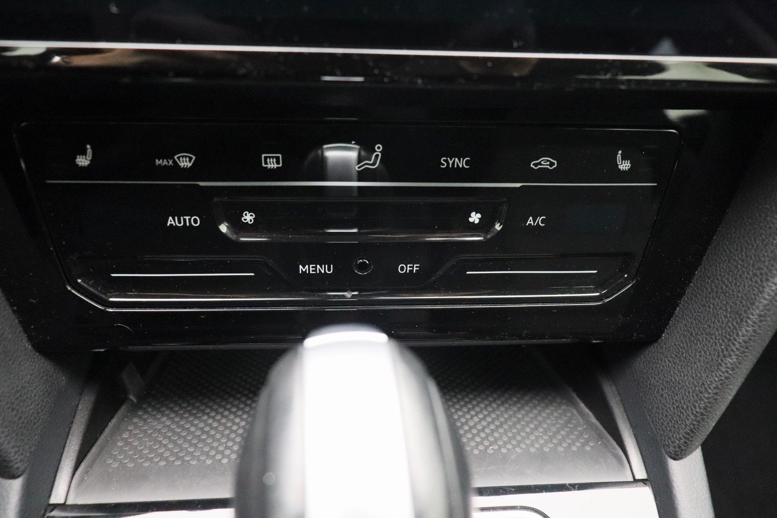 Fahrzeugabbildung Volkswagen Passat Variant 2.0 TDI Business