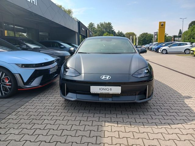 Hyundai IONIQ 6 Heckantrieb 77,4kWh Batterie 229PS