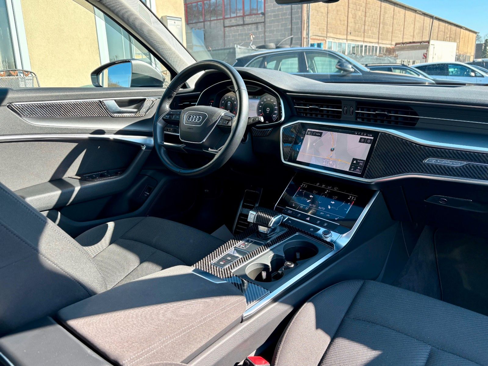 Fahrzeugabbildung Audi A6 Avant 45 TFSI quattro Aut. Navi LED Pano AHK