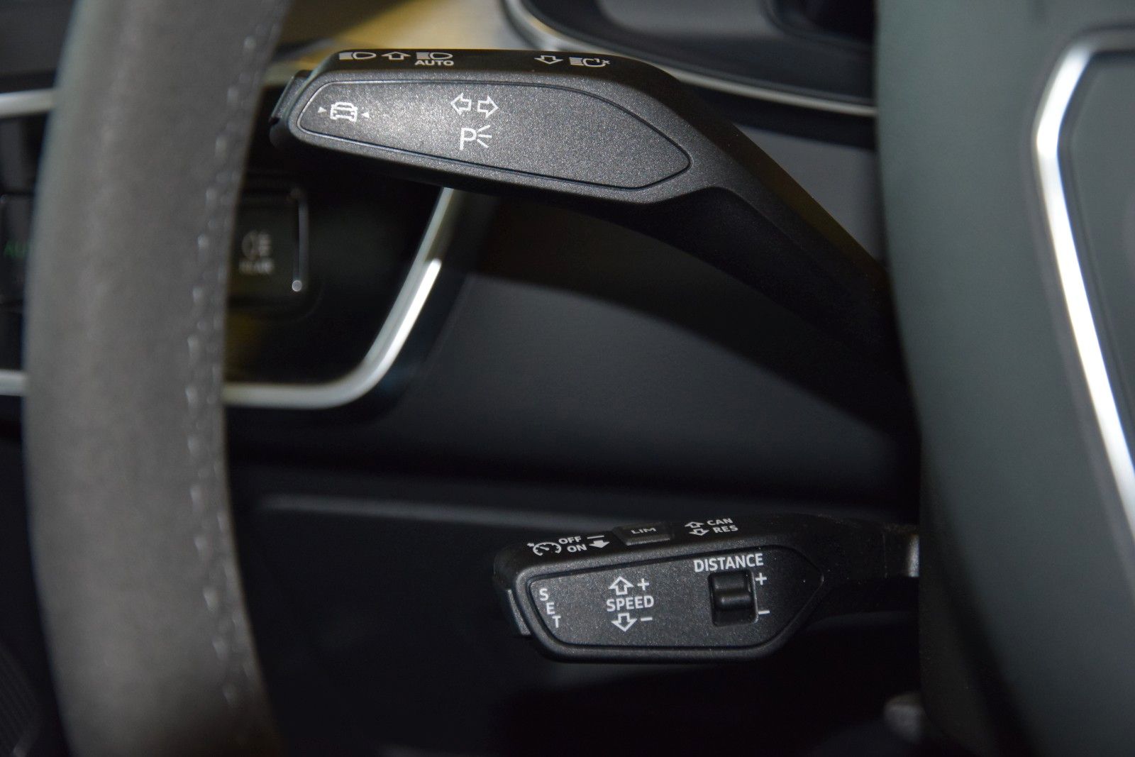 Audi A6 Avant 55 TFSI e QU 3x S-LINE HD-LED PANO 360° foto 20