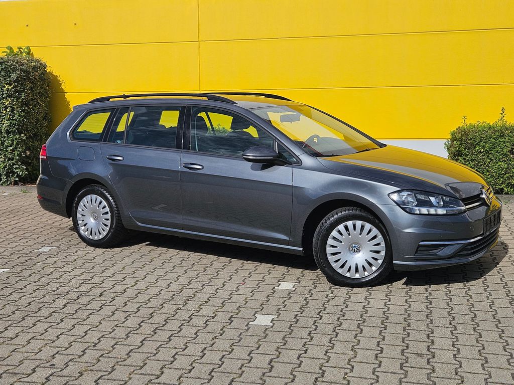 Image of Volkswagen Golf