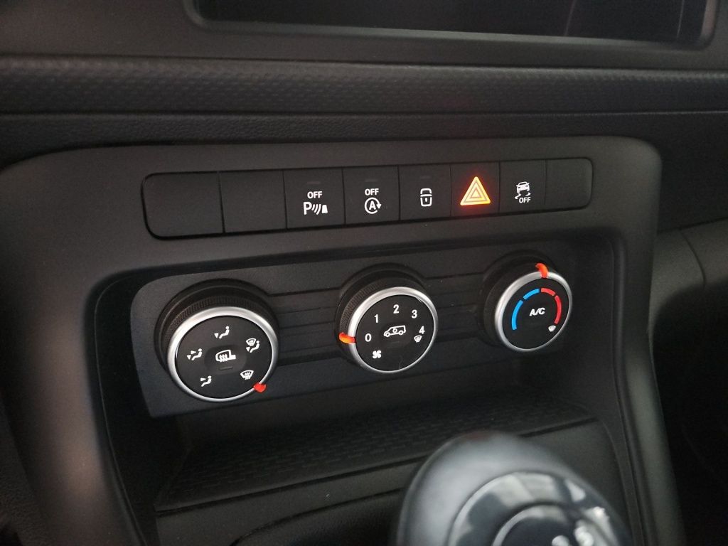 Fahrzeugabbildung Mercedes-Benz Citan 108 CDI Kasten BASE Standard Klima PTS hi.
