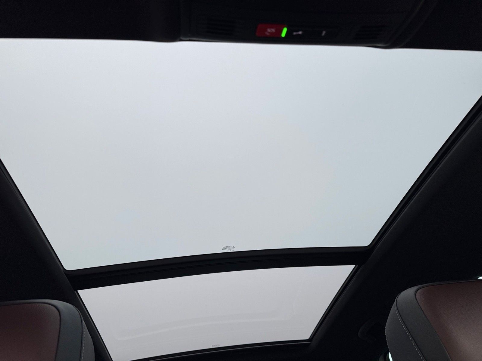 Fahrzeugabbildung Volkswagen Tiguan Elegance 4Motion 2.0 TDI