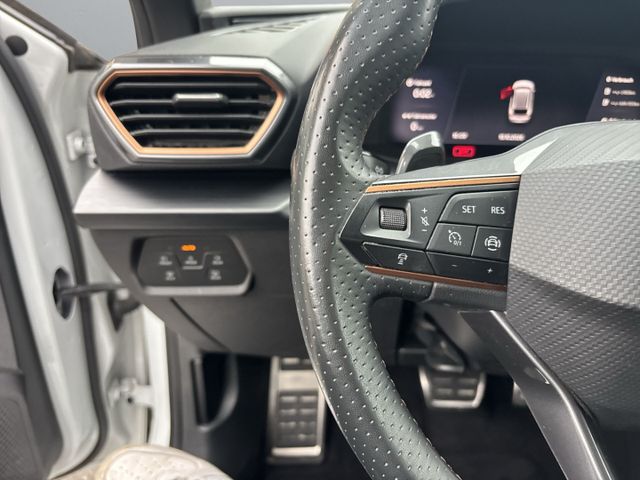 Leon *Sportstourer VZ e-Hybrid+Navi+LED+ACC*