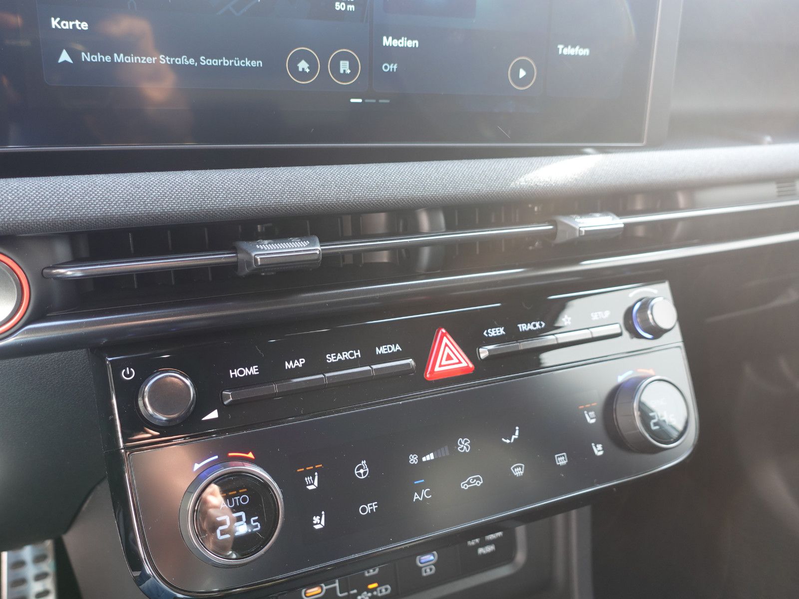 Fahrzeugabbildung Hyundai Tucson N-Line 48V 7-DCT 4WD Navi,Kamera,SHZ