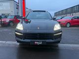 Porsche Cayenne Turbo Carbon PDCC Approved FINANZIERUNG - Porsche Cayenne mit Benzin-Antrieb: Geländewagen