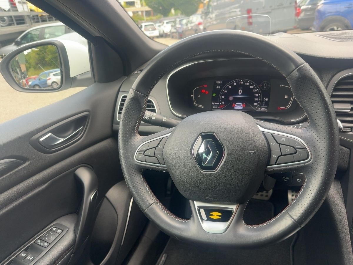 Fahrzeugabbildung Renault Megane 5-Türer R.S. LINE TCe 160 EDC HUD SHZ
