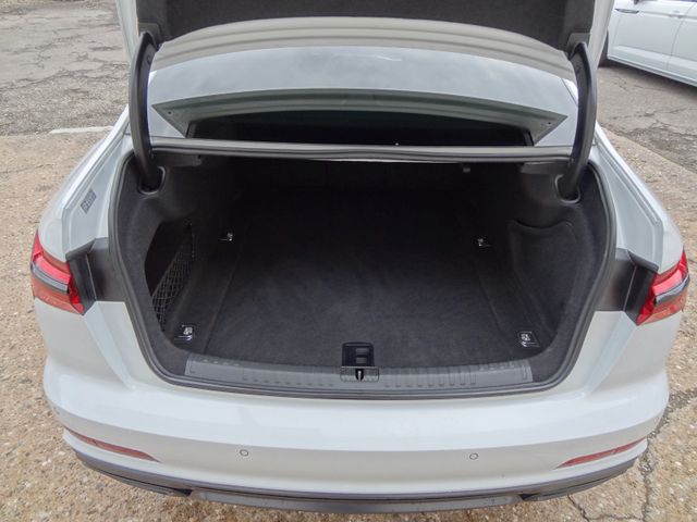 Fahrzeugabbildung Audi A6/S-Line/Pano/StH/Matrix/AHK/2.Hd/Navi/
