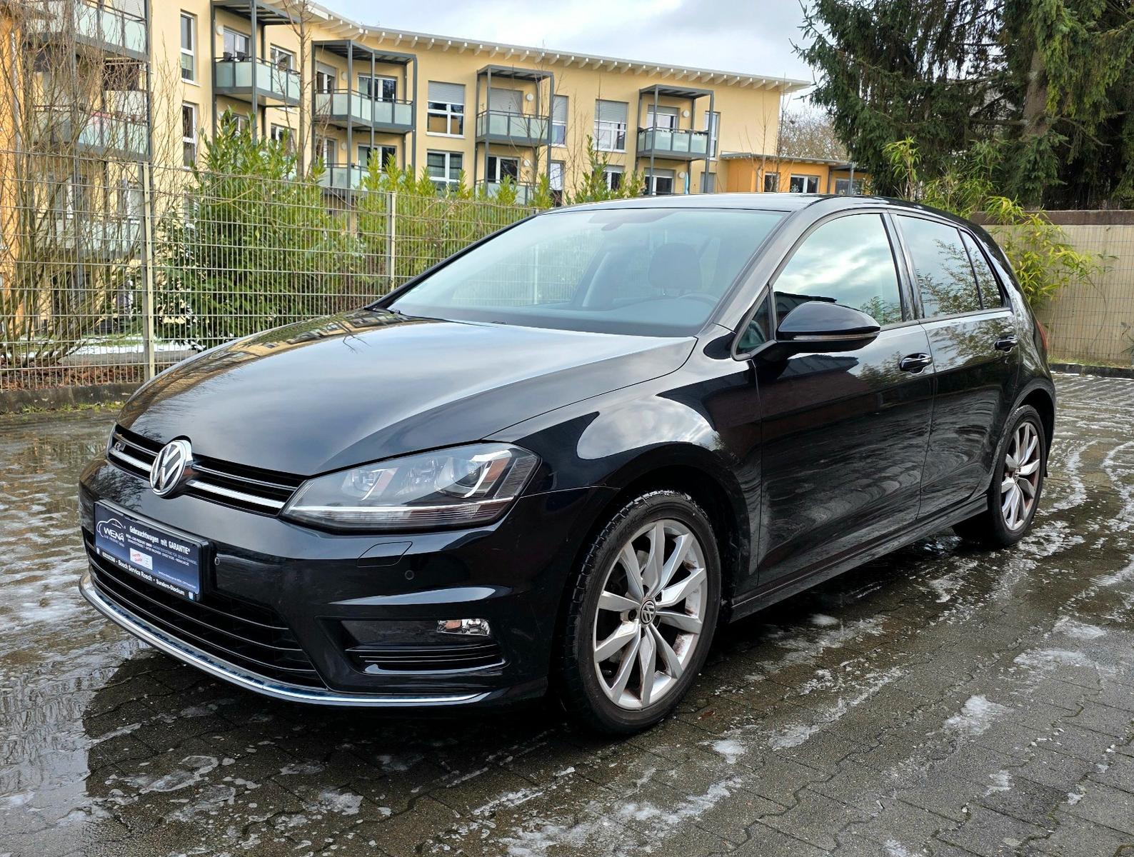 Volkswagen Golf VII Lim. Highline R-line