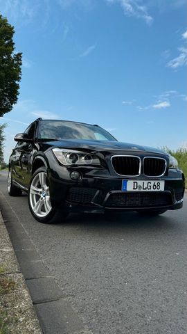 BMW X1 xDrive25d Sport Line Automatik (M P...