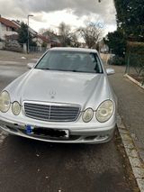 Mercedes-Benz Mercedes E220 W211 - Mercedes-Benz E 220 aus 2002