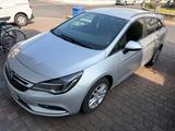 Opel Astra Sports Tourer 1.6 CDTI: TÜV bis 06/28 - Opel Astra mit Diesel-Antrieb: 2.0