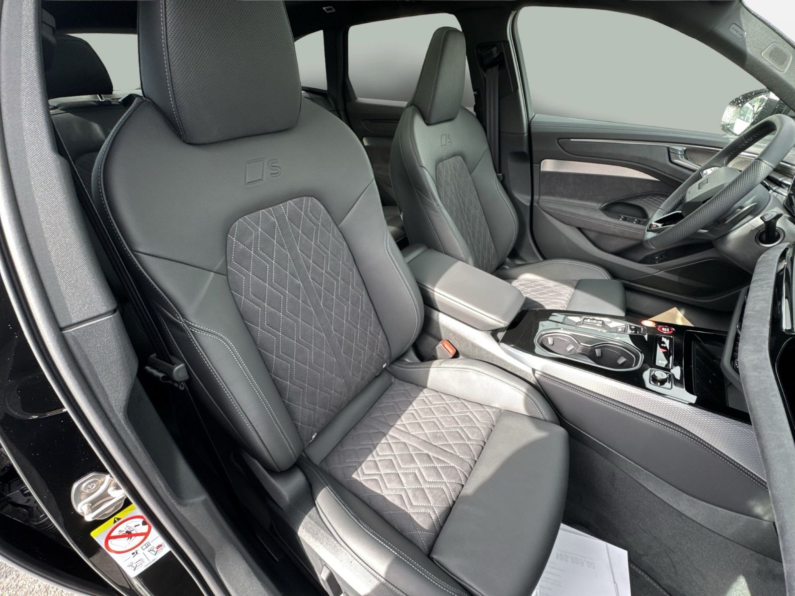 Audi A6 - Bild 17