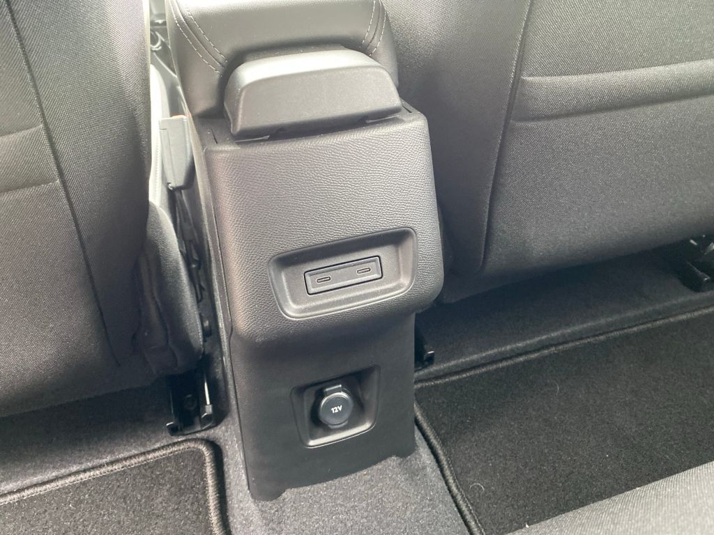 Fahrzeugabbildung Citroën e-C3 MAX *Winter-Paket*LED*11 kW Lader*Navi*Cam*