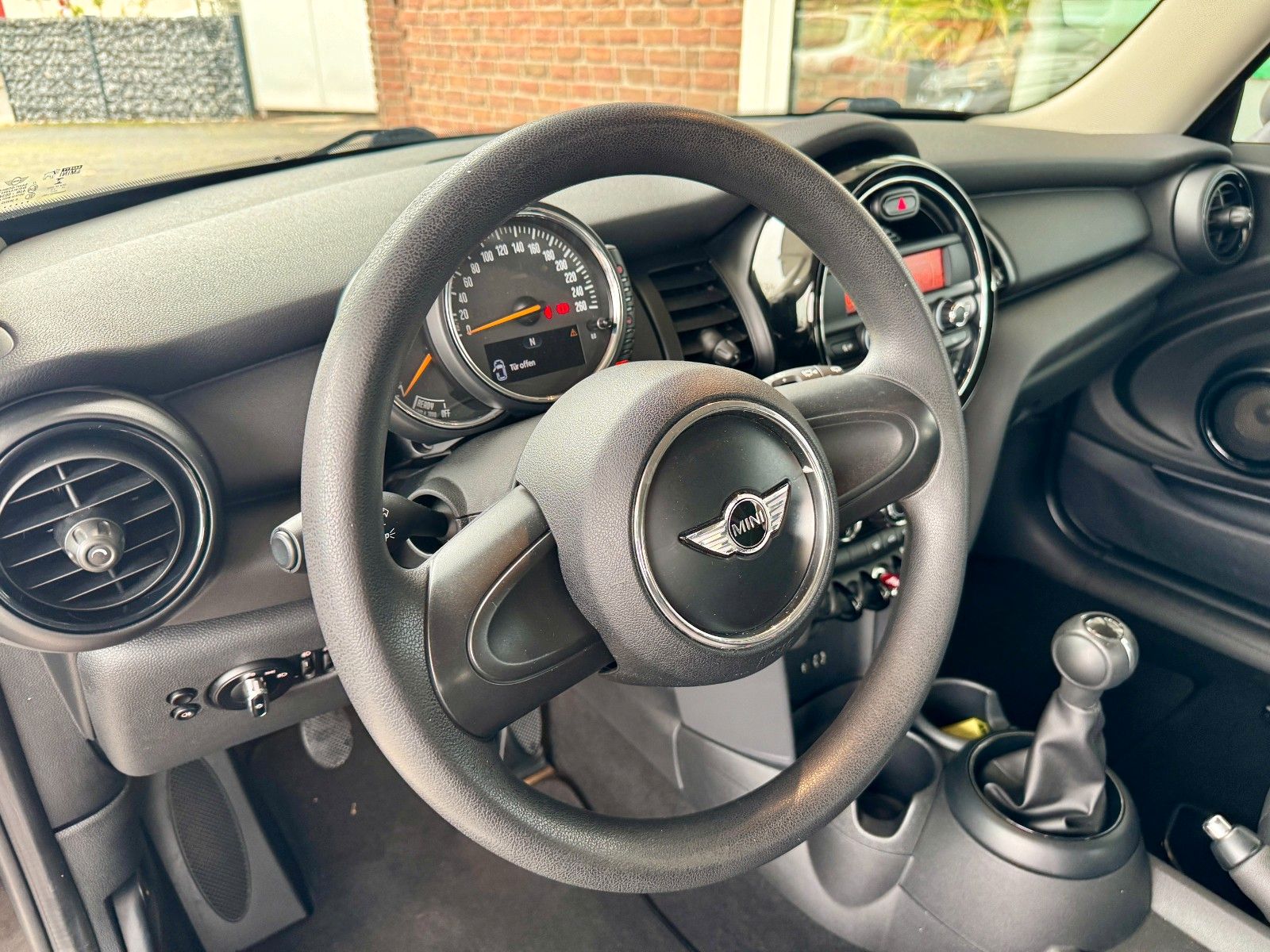 Fahrzeugabbildung MINI ONE Klima/Alufelgen/Bluetooth/1.Hand