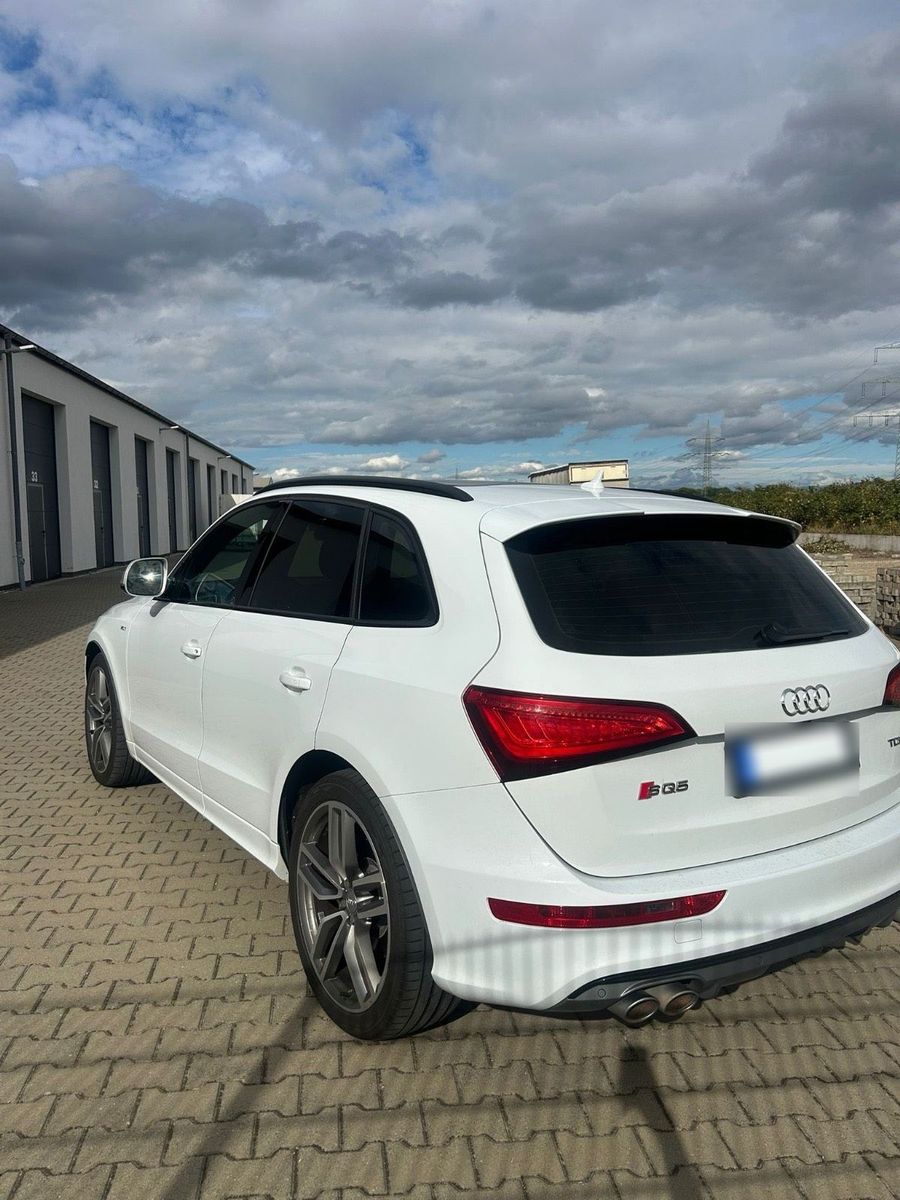 AUDI Audi SQ5 Competition Facelift 326PS 3,0l B...