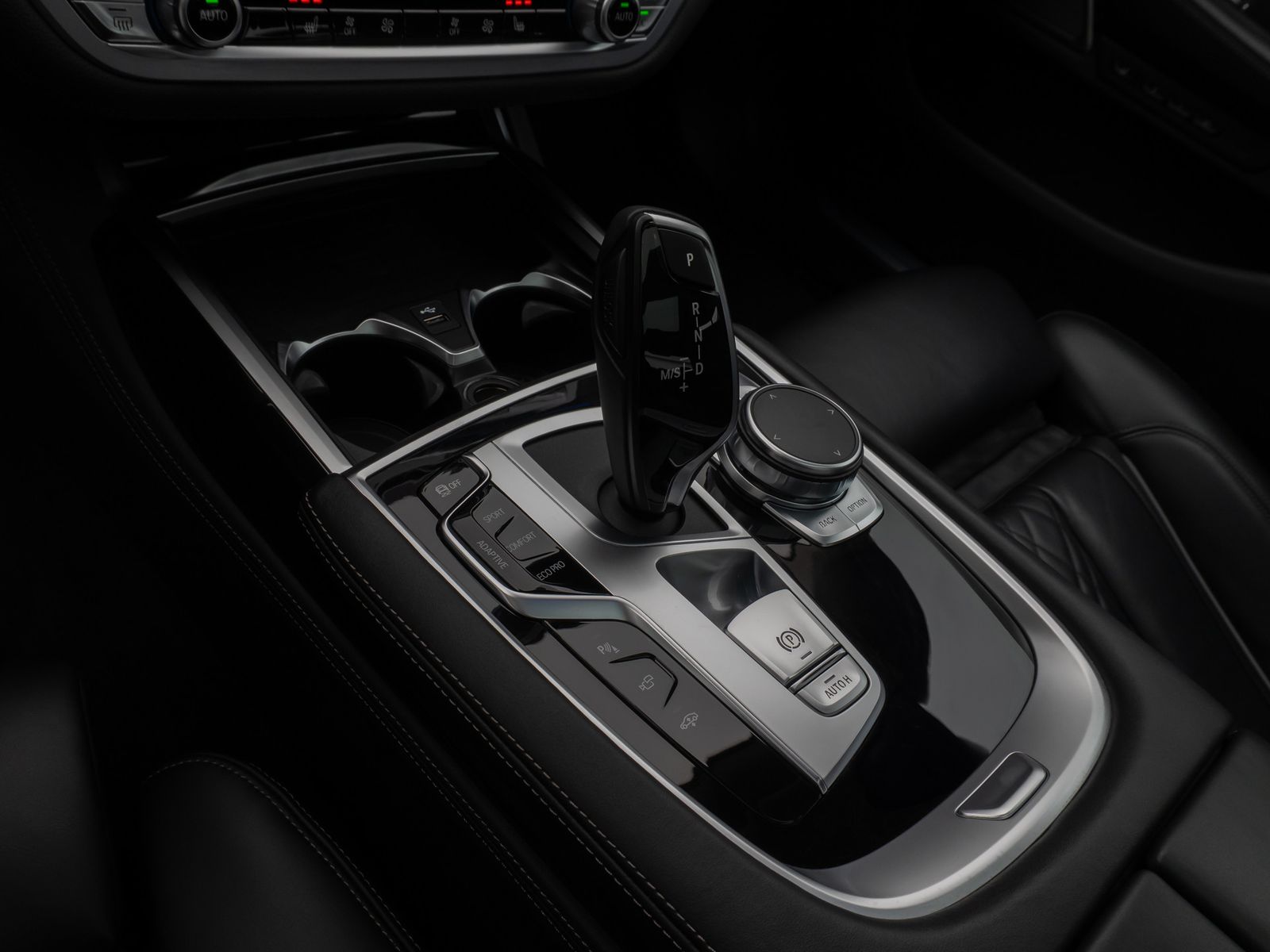Fahrzeugabbildung BMW 750Li xD 360°Panorama Laser HUD H/K Massage ACC