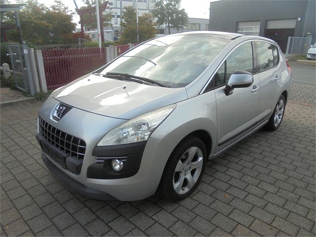 Peugeot 3008 Premium * Panorma - Klimaaut. - Euro 5 *