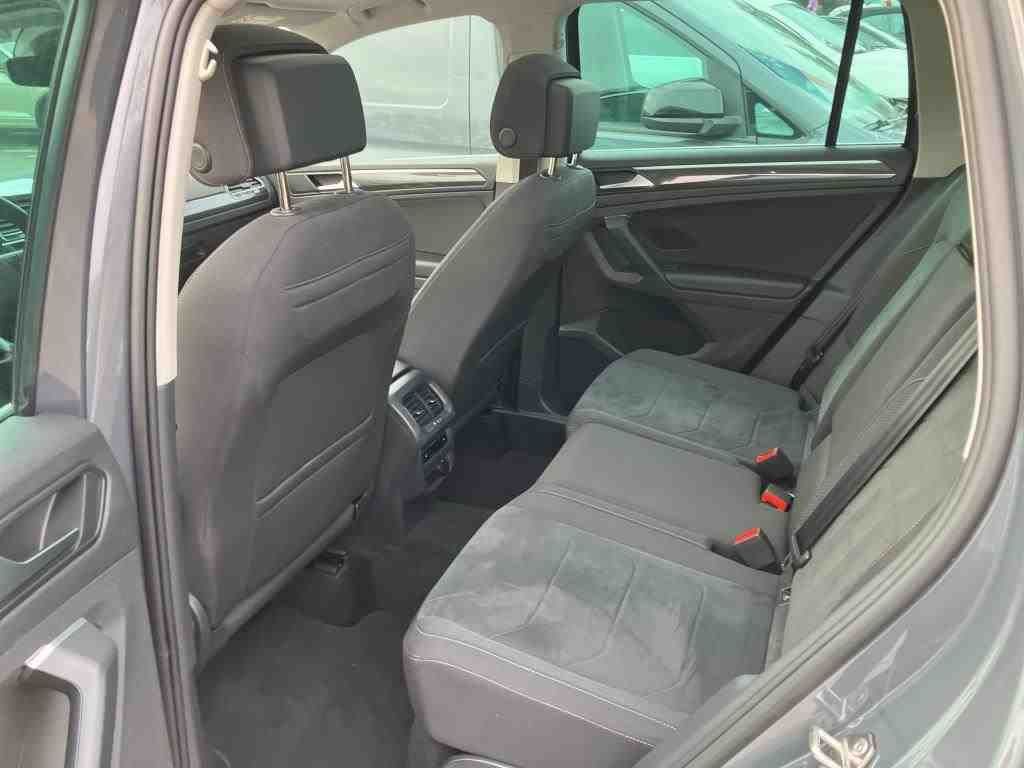 Fahrzeugabbildung Volkswagen Tiguan Elegance TDI DSG*Panodach*Navi*Cam*ACC*