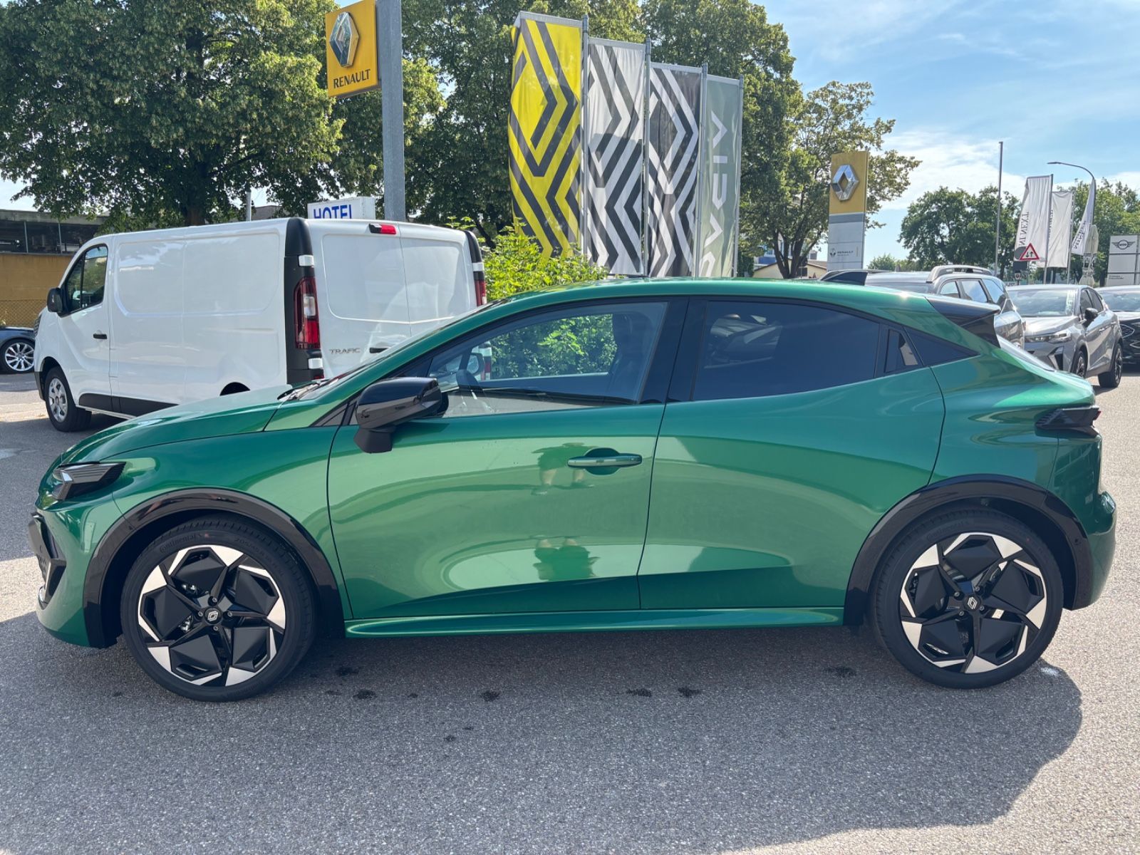 Renault Clio VI 115 TCe Techno EDC imagem 3