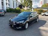 Ford Focus 1.5TDCi 120PS Titanium Turnier PowerShift - Ford Focus: Tdci Powershift