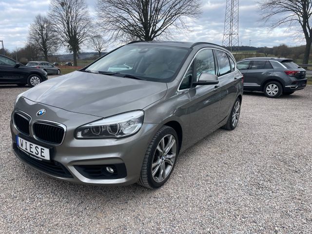 BMW 218 Active Tourer Autom+Leder+LED+Panorama+AHK