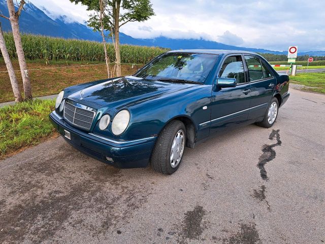 Mercedes-Benz W210 Mercedes Benz E280 aus Schweiz