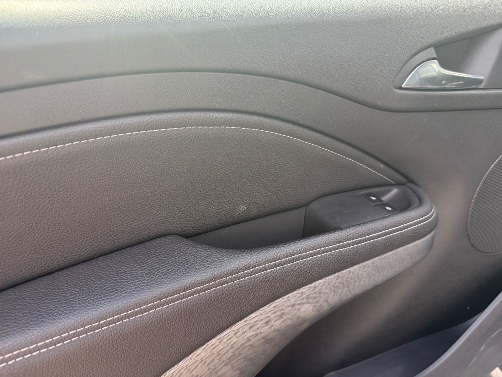 Fahrzeugabbildung Opel Adam 1.2 Open Air TEMPO GARANTIE