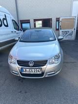 Volkswagen Eos 2.0 TSI DSG Standard - Volkswagen Eos Standard mit Benzin-Antrieb