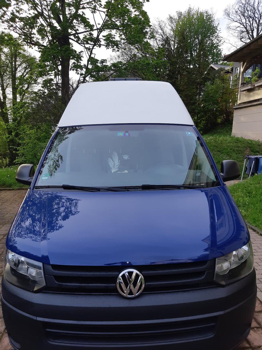 Volkswagen VW T5 Hochdach  Allrad Camper  Tischlerausbau 