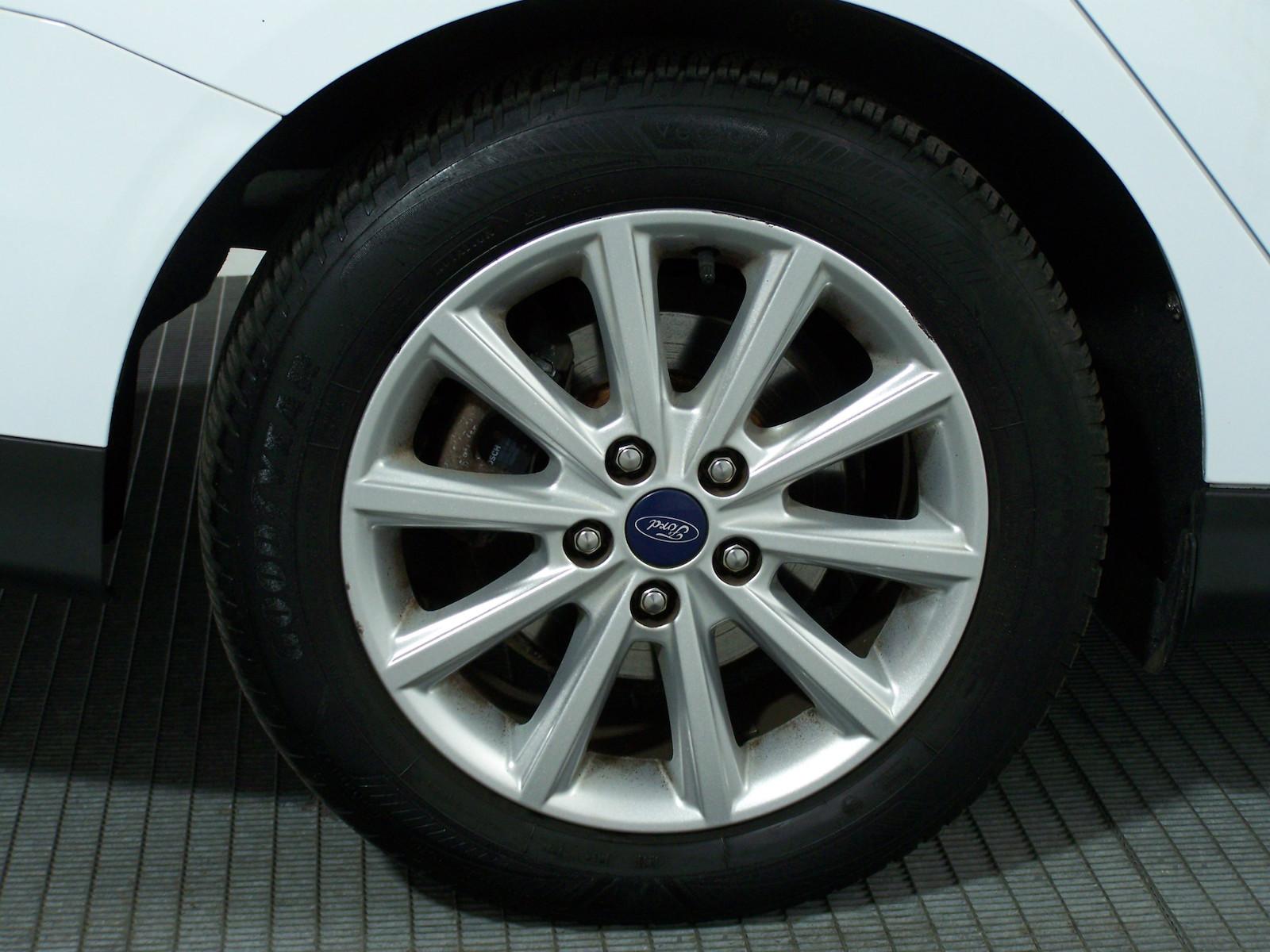 Ford Focus Turnier 1.0 EcoBoost Titanium AUTOM 1.H