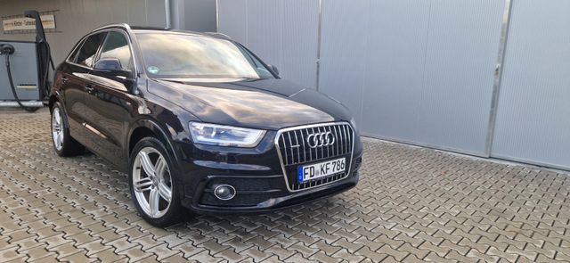 Audi Q3 2.0 TDI quattro s-tronic S-LINE