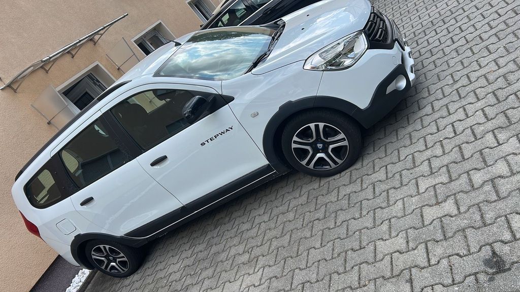 Image of Dacia Lodgy