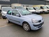 Renault Clio II Dynamique Confort - Renault Clio aus 2004