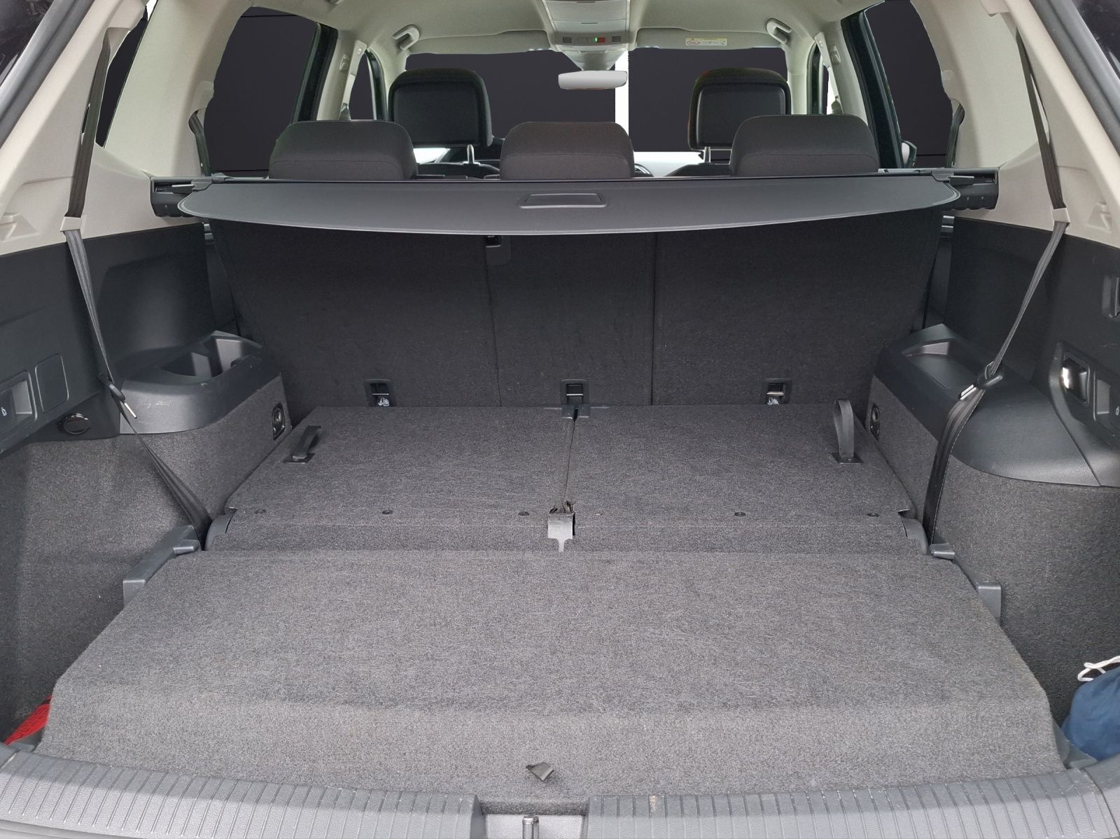 Fahrzeugabbildung Volkswagen Tiguan Allspace TDI Life DSG  7-Si LED AHK Navi