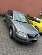 Volkswagen VW Passat Silber 2.0 - gebrauchte Volkswagen Passat aus dem Jahr 2003
