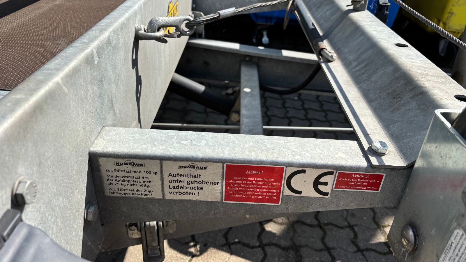 Fahrzeugabbildung Humbaur Lemans 3000