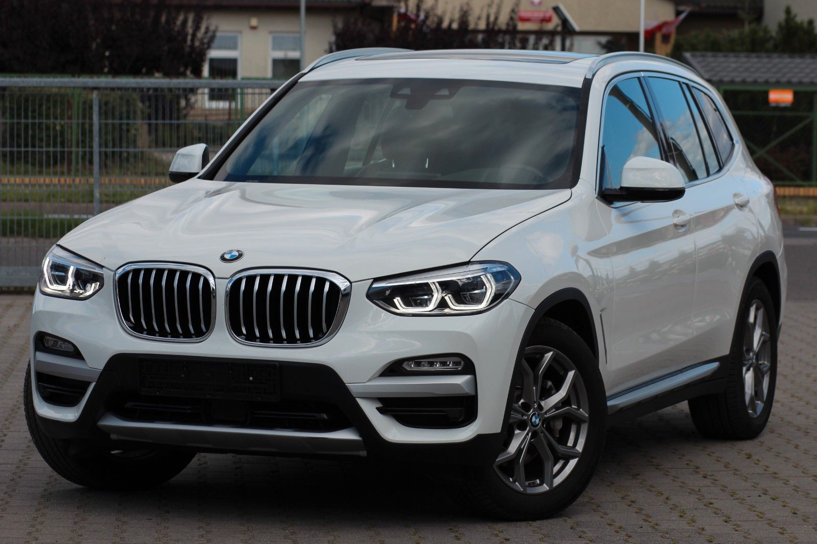 BMW X3 xDrive 25 d xLine LED PANORAMA PDC AHK HK-L7 foto 3